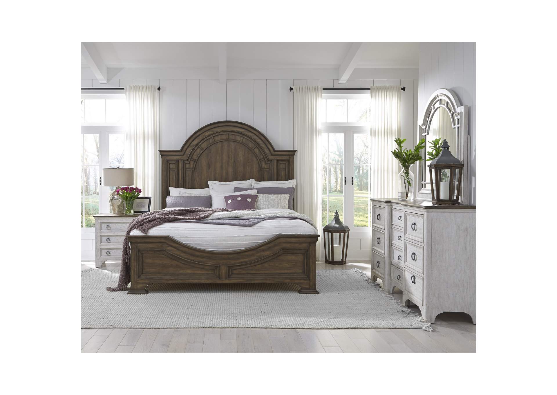 Glendale Estates Queen Bed in Brown,Pulaski Furniture