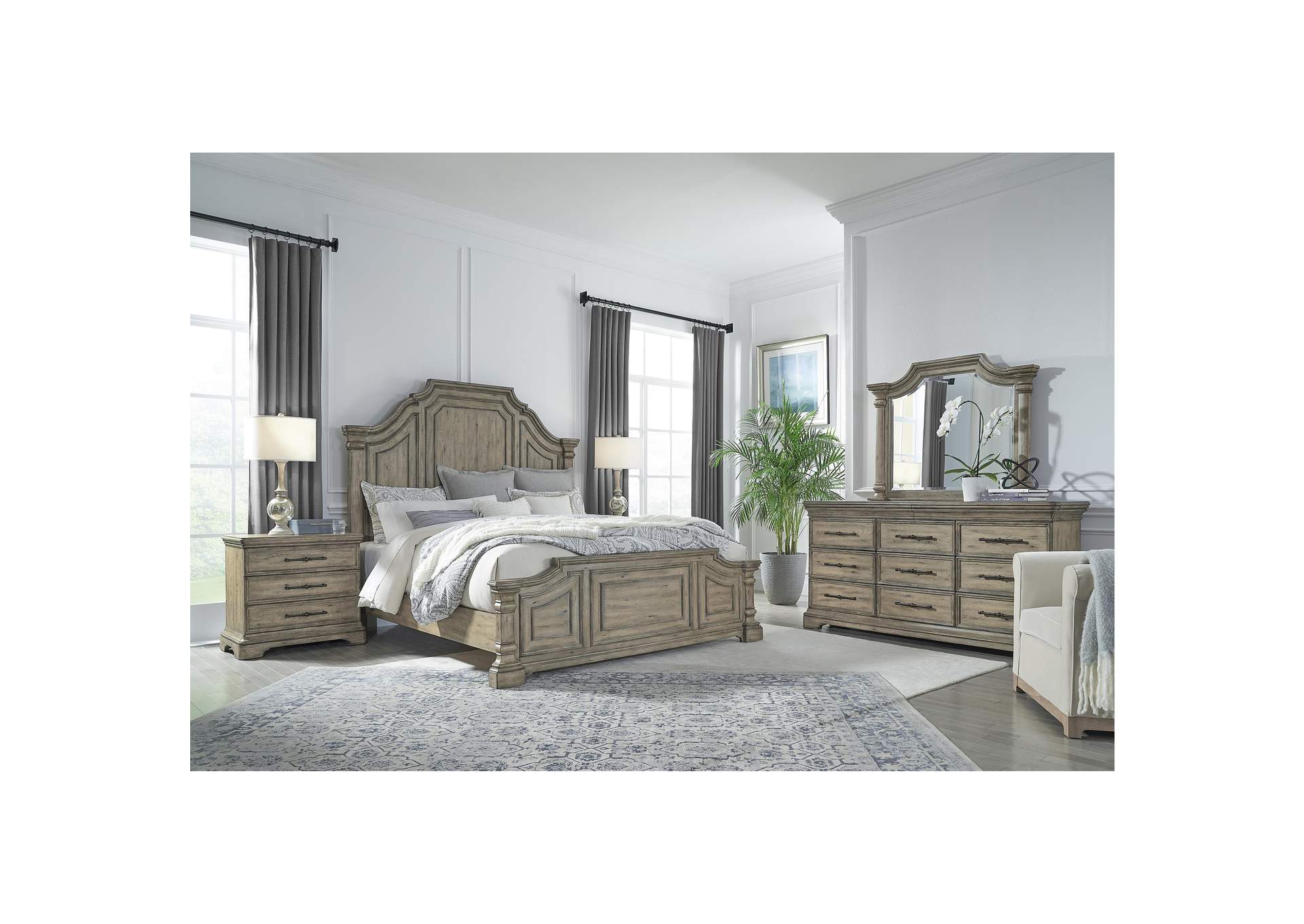 Garrison Cove 11-Drawer Dresser,Pulaski Furniture