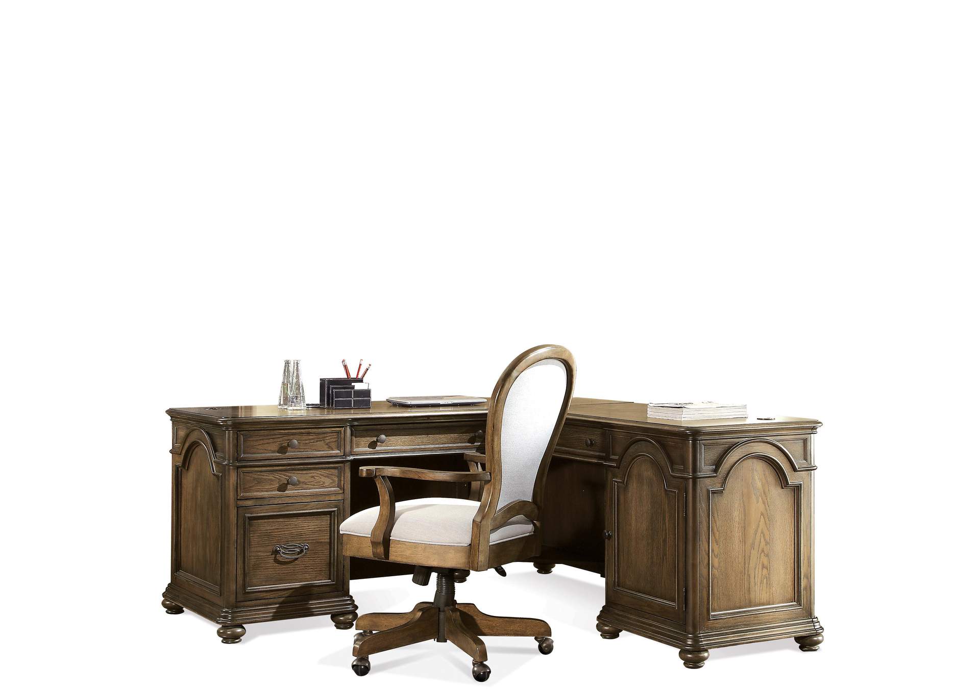 Belmeade Old World Oak L-desk And Return,Riverside