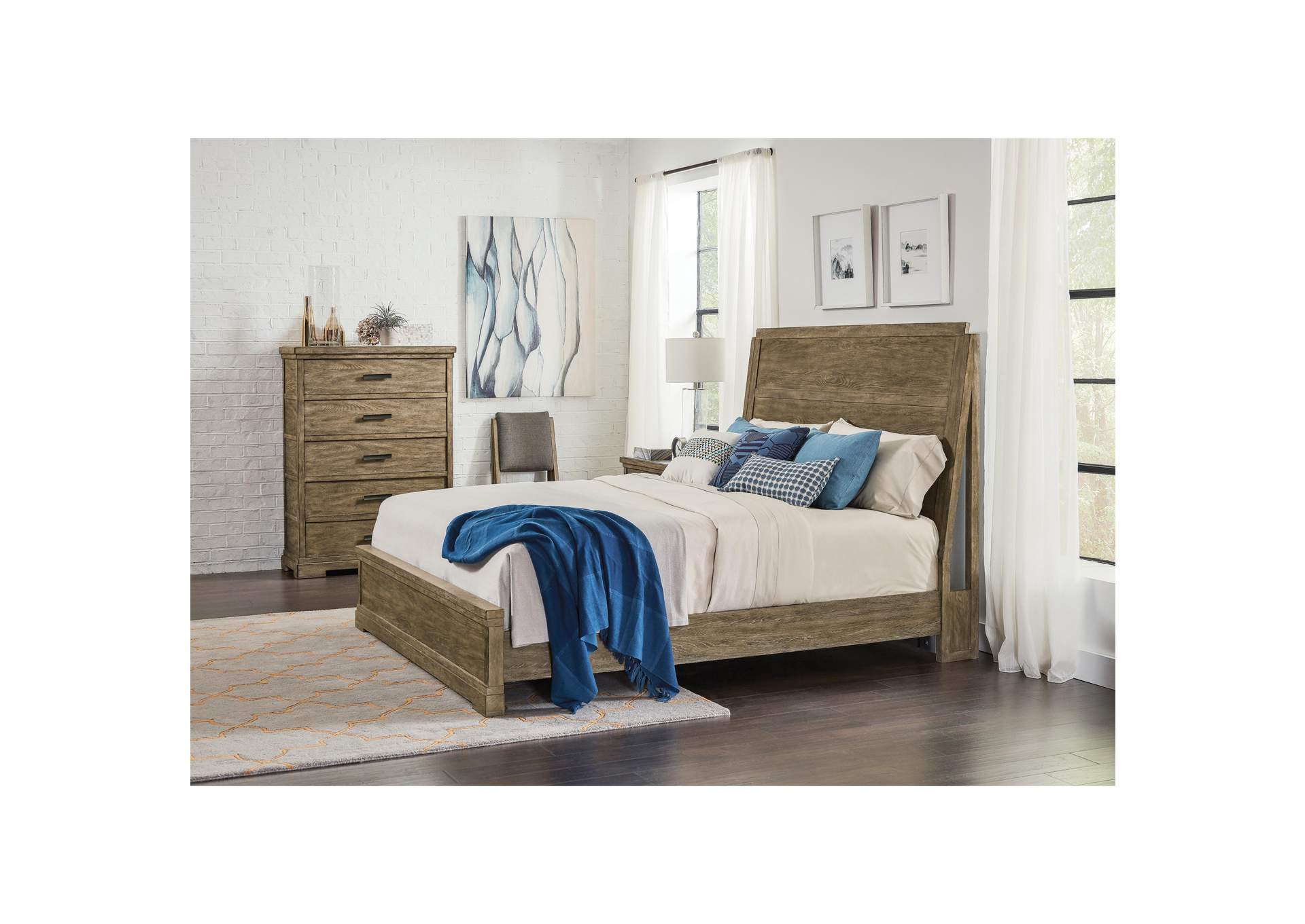 Milton Park Primitive Silk Panel Queen Bed,Riverside