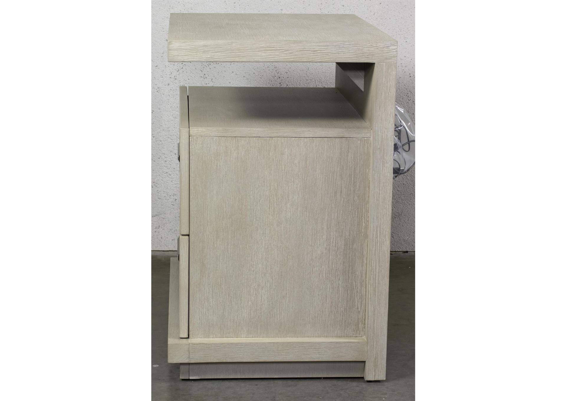 Cascade 2 - Drawer Nightstand,Riverside