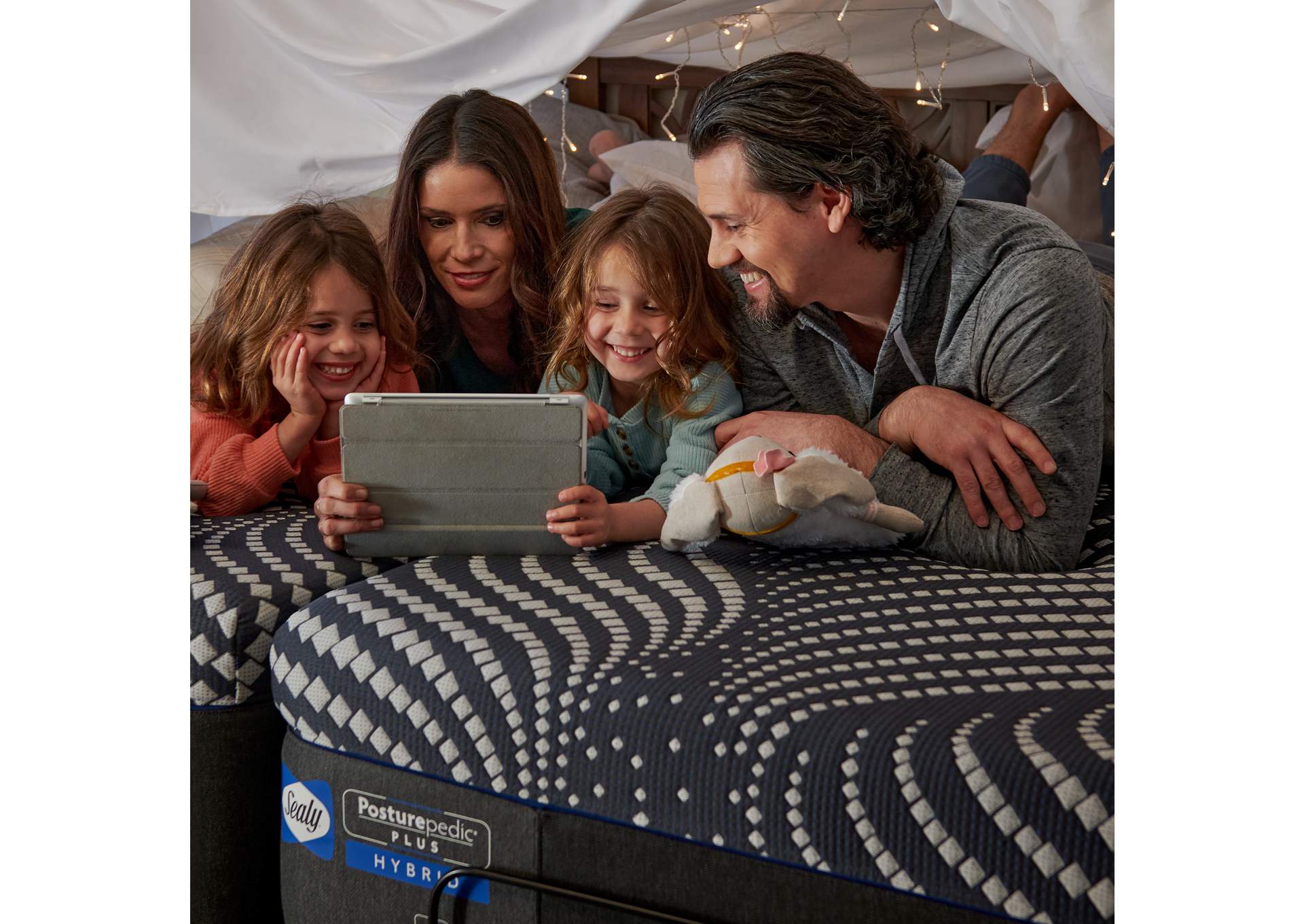 High Point Firm Hybrid Cal King Mattress,Sealy