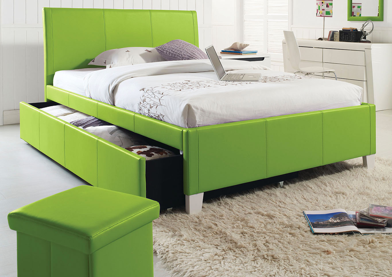 Fantasia Green Full Trundle Bed,Standard