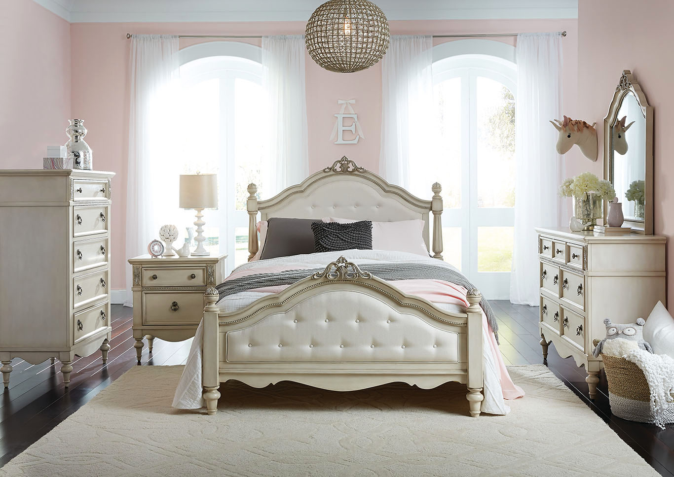 Giselle Beige Full Poster Bed,Standard