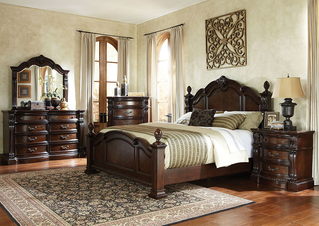 Churchill Brown Queen Poster Bed w/Dresser and Mirror,Standard