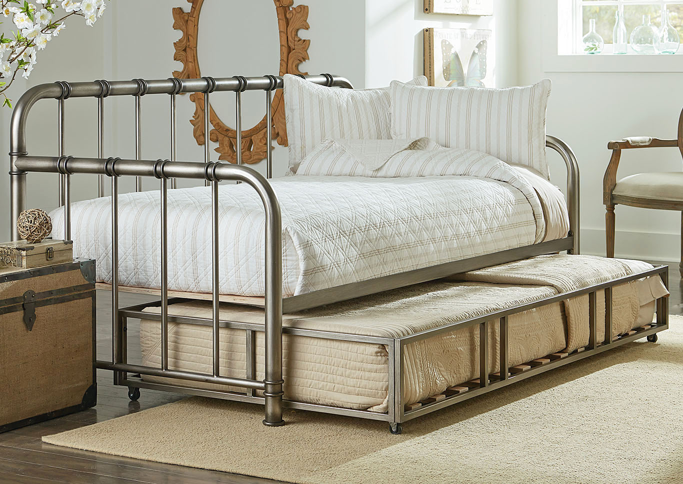 Tristen Grey Twin Daybed w/Trundle,Standard