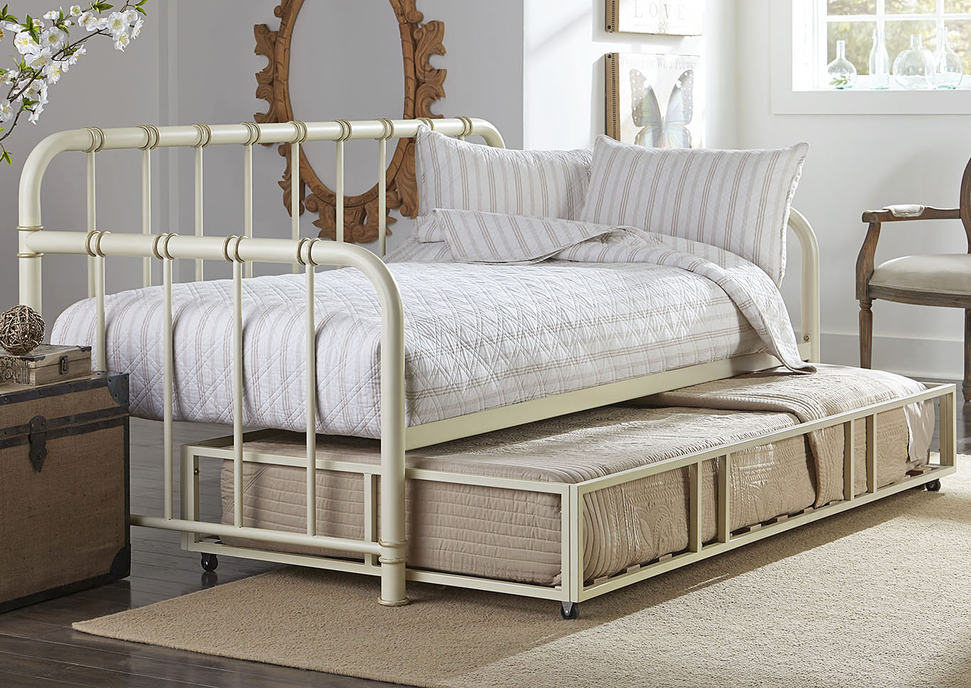 Tristen White Twin Daybed w/Trundle,Standard