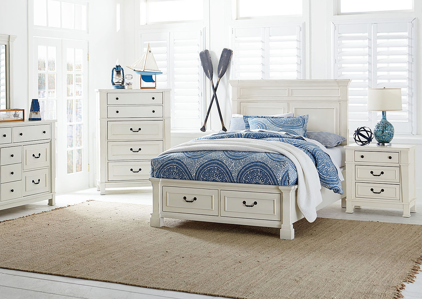 Chesapeake Bay White Full Storage Bed,Standard