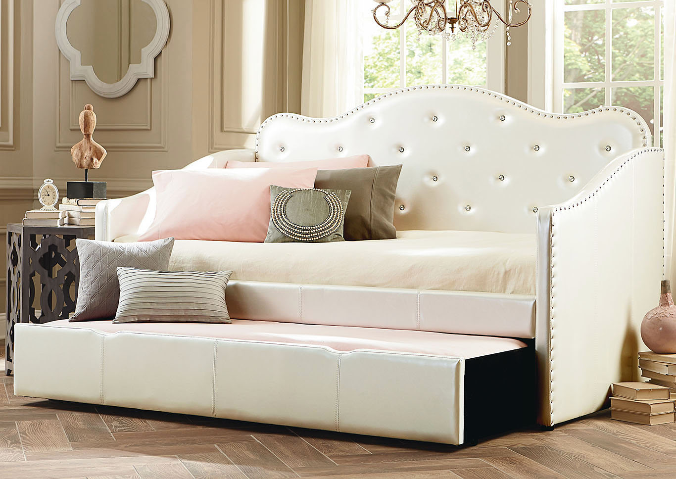 Caroline White Twin Daybed w/Trundle,Standard