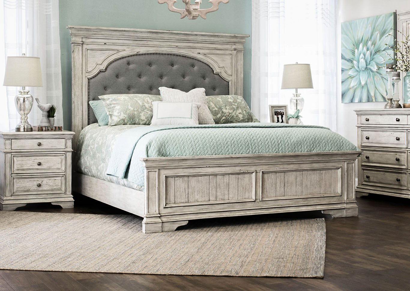 Highland Park Avenue Cathedral White, Panel King Bed