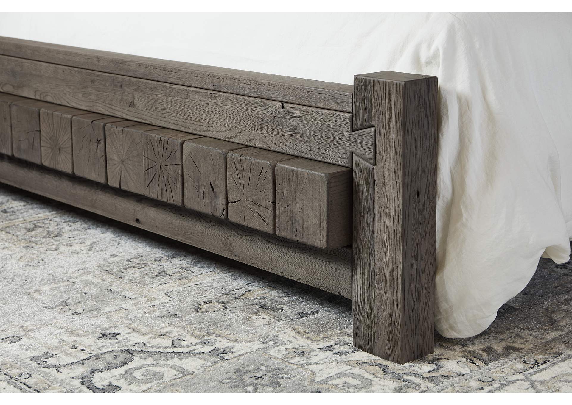 751 - Dovetail-Mystic Grey King Poster Bed With 6X6 Fb,Vaughan-Bassett