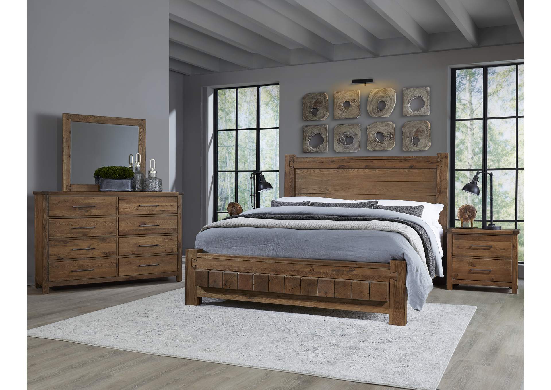 752 - Dovetail-Natural King Poster Bed With 6X6 Fb,Vaughan-Bassett